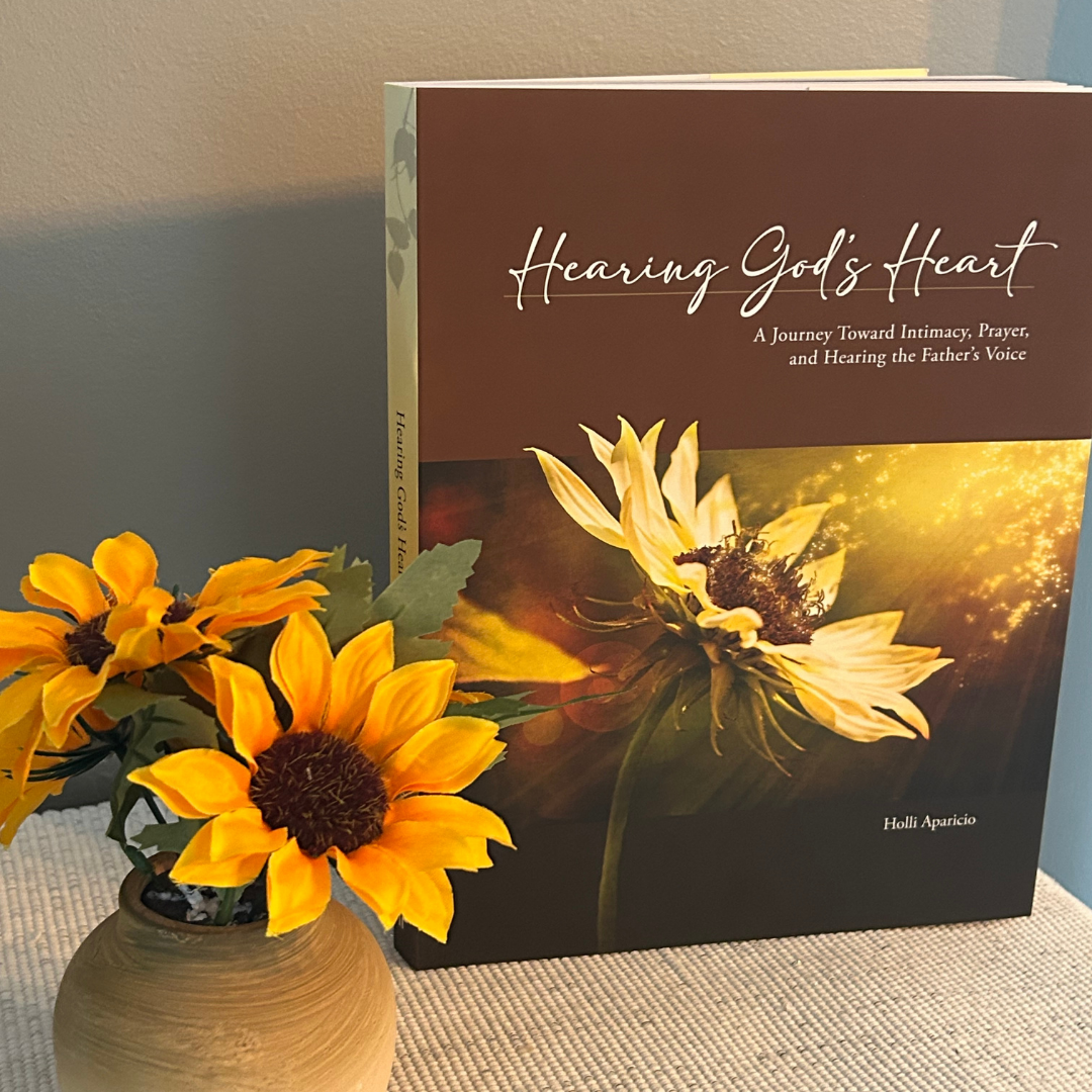 Holli Aparicio- Square1