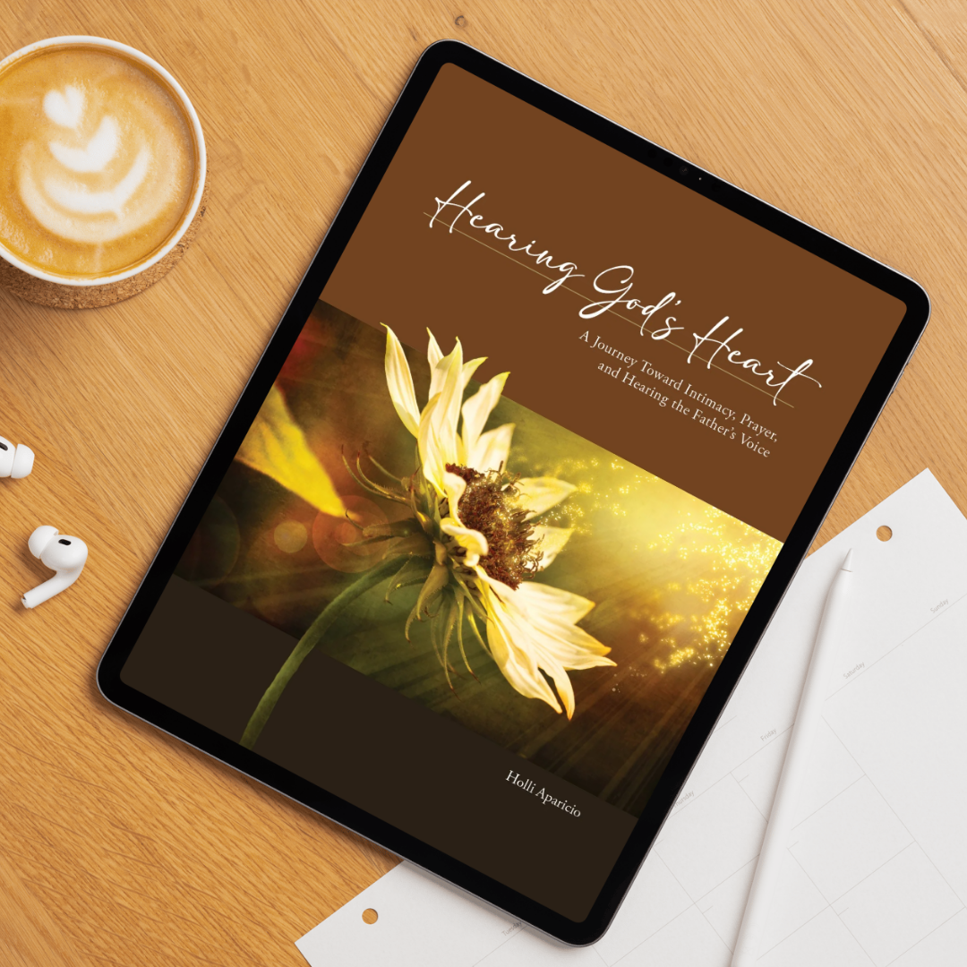 Holli Aparicio- Square2